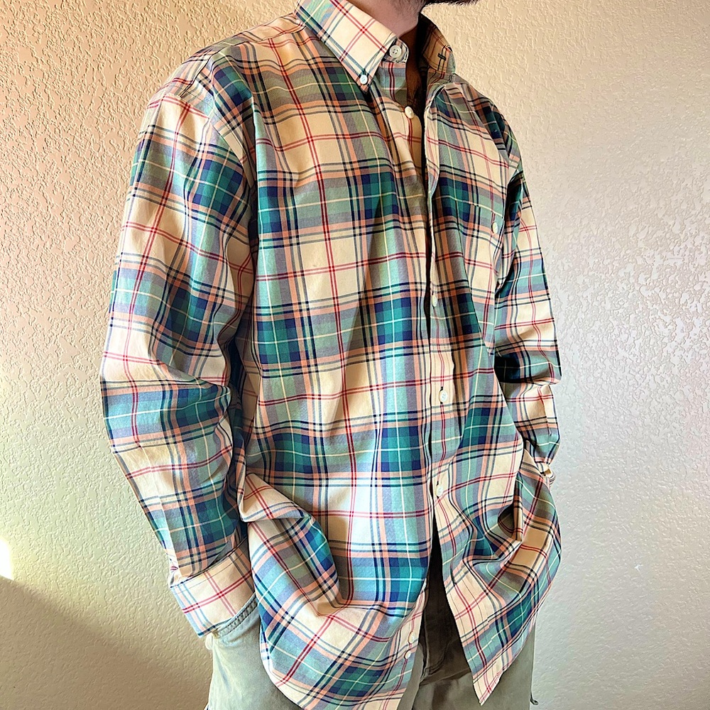 Orvis Button-Down Dress Shirt in Plaid - Men’s Size XL - Like New
